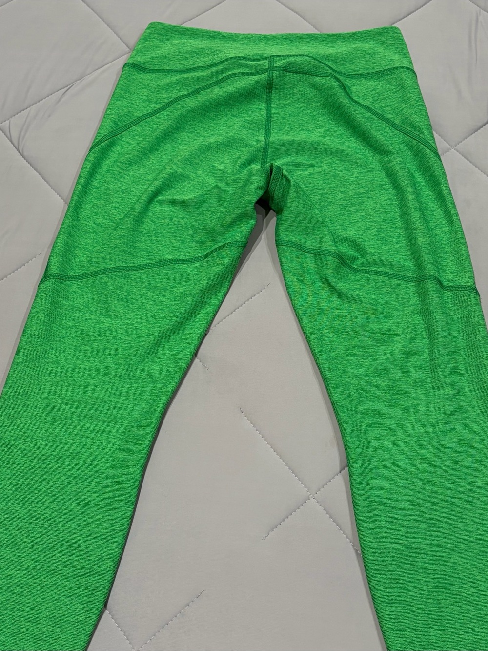 Outdoor Voices Green Matching Sports Bra and Leggings Set - Picture 5 of 7